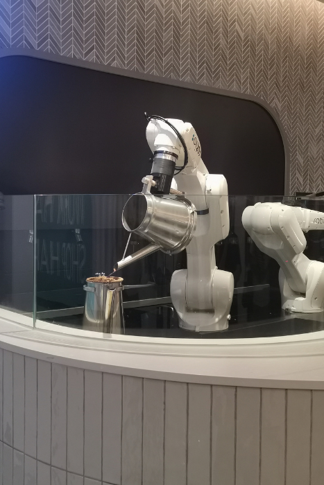 ratio-cafe-and-lounge-nanyang-kopi-tao-chew-robot