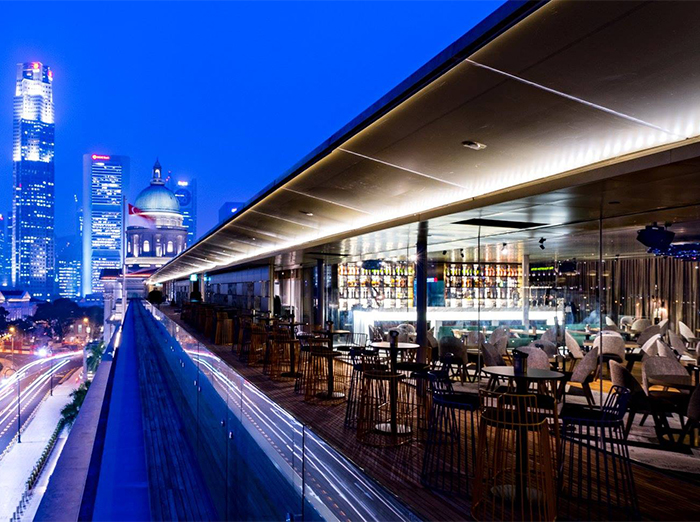 romantic bars aura