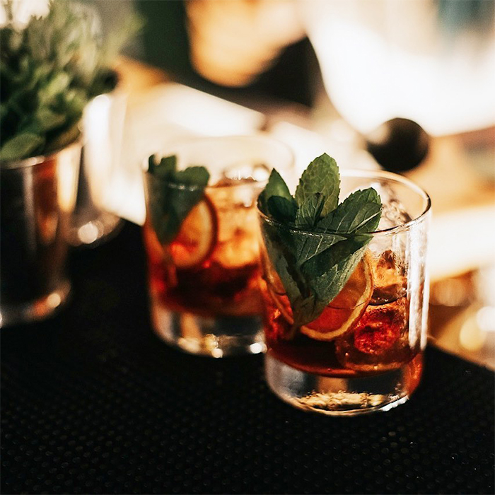romantic bars oxwell and co