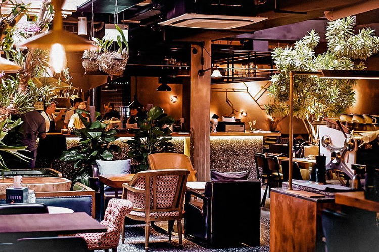 romantic restaurants singapore birds of a feather