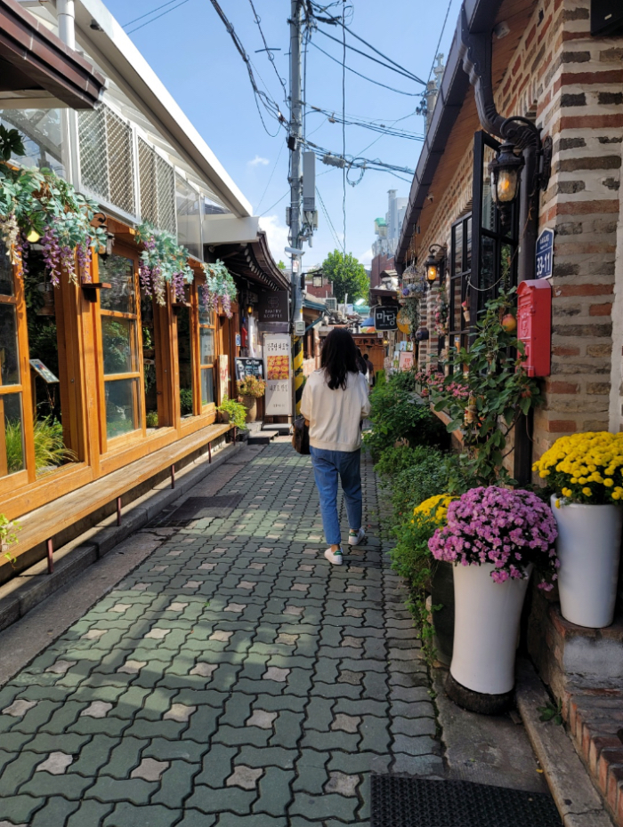 seoul instagram spots - ikseondong hanok village