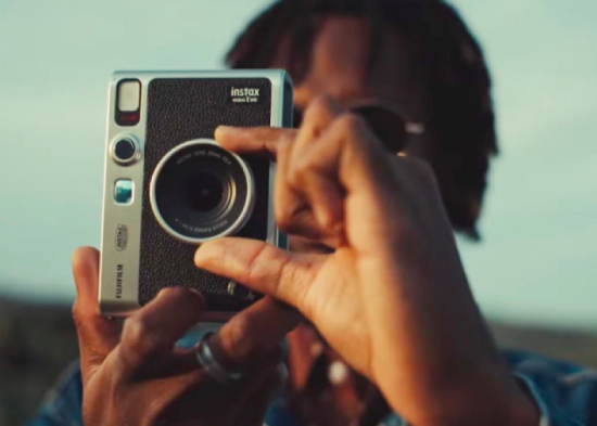 fujifilm instax mini evo