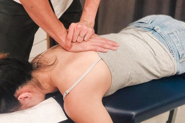 sports-massage-singapore-chirogenesis