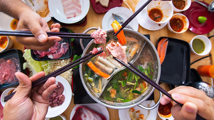 steamboat-delivery-mr-steamboat
