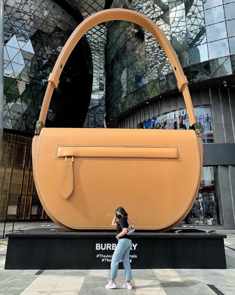 the journey of olympia singapore credit prettyartless bb instagram