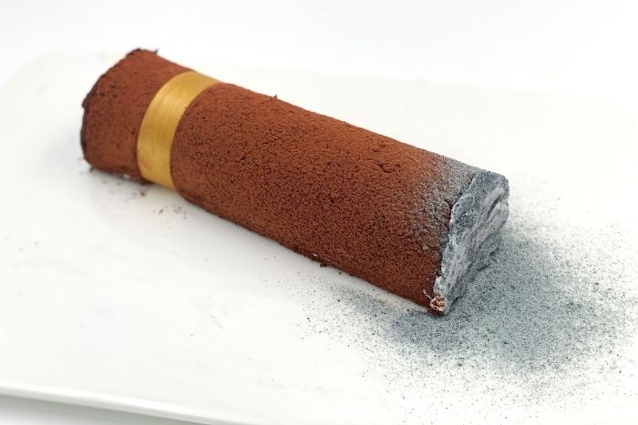 the-pine-garden-chocolate-whisky-cigar-roll