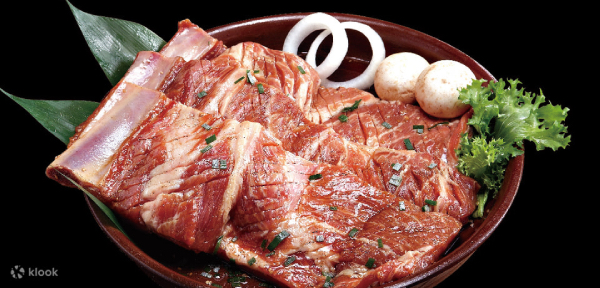 things to do in jeju - eat black pork