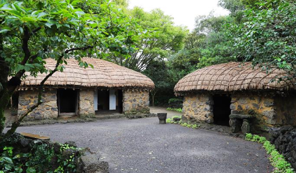 things to do in jeju - folk village