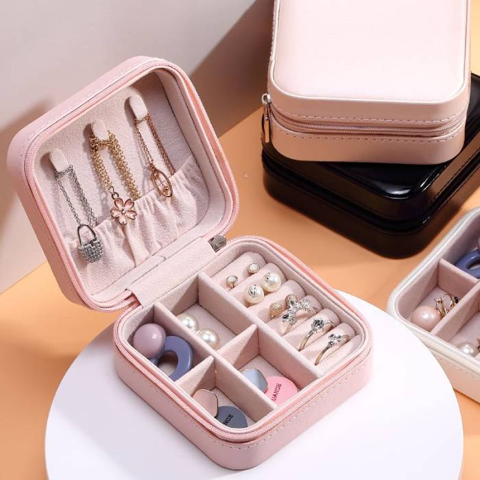 travel organiser jewellery