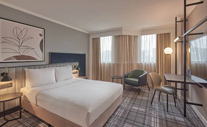 vibe hotel singapore orchard deluxe room queen