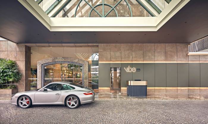 vibe hotel singapore orchard driveway