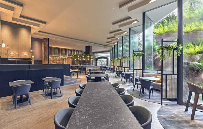 vibe hotel singapore orchard roos