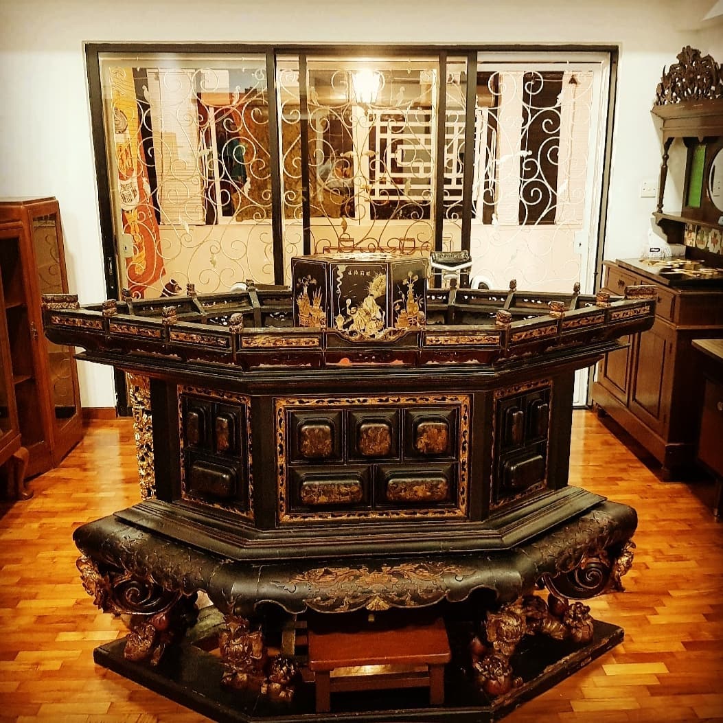 vintage-furniture-stores-singapore-jennifer-vintage-antique