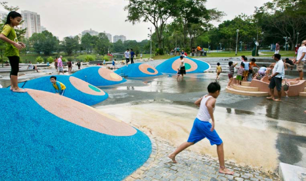 water playgrounds singapore - bishan ang mo kio water playground