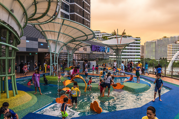 water playgrounds singapore - waterway point playground