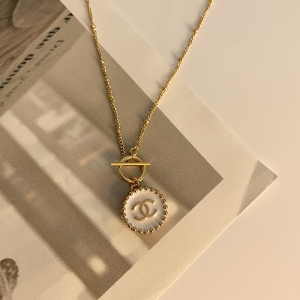 white-chanel-necklace